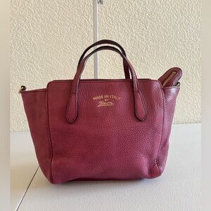 Gucci leather  swing bag